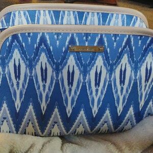 NWT Stella & Dot Beauty Bag in Indigo Ikat